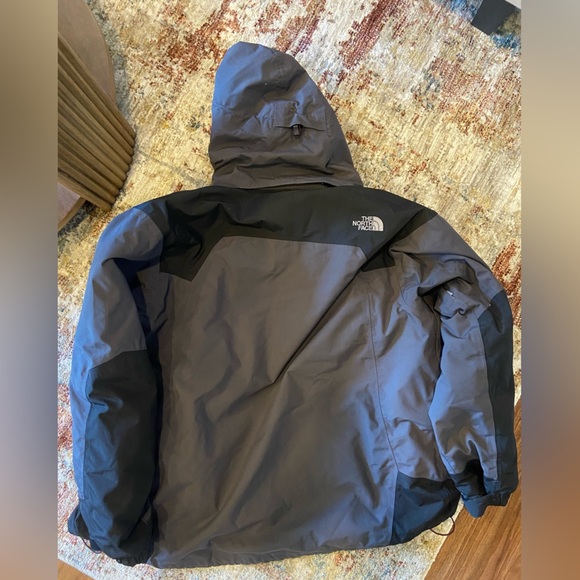 The north face HYVENT jacket - Picture 5 of 5